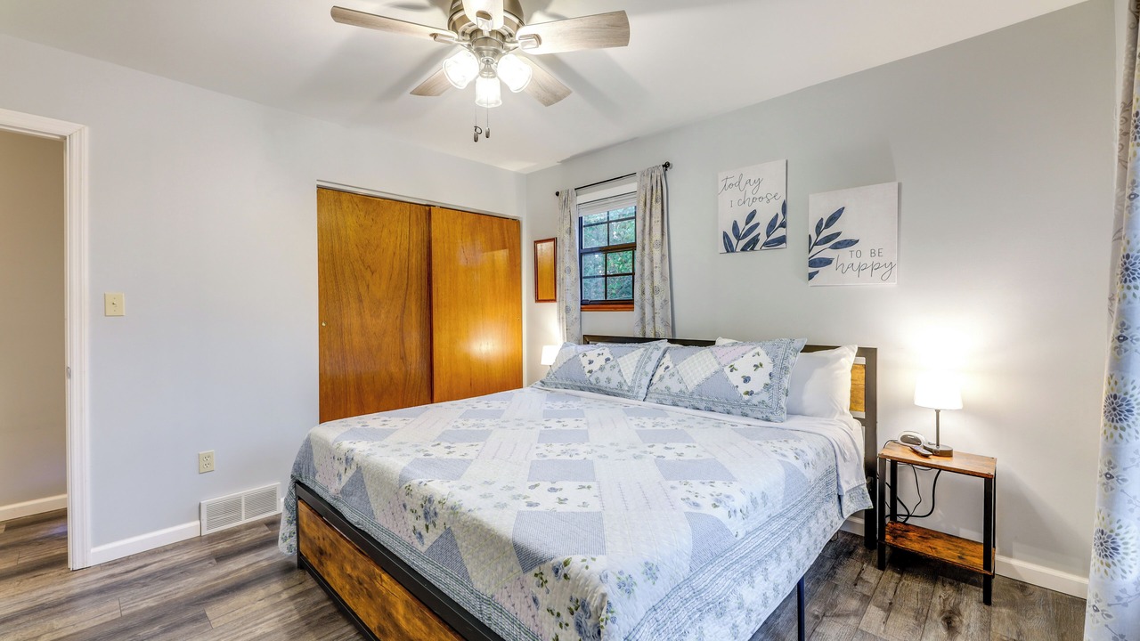 Photo of Bedroom in Williamstown