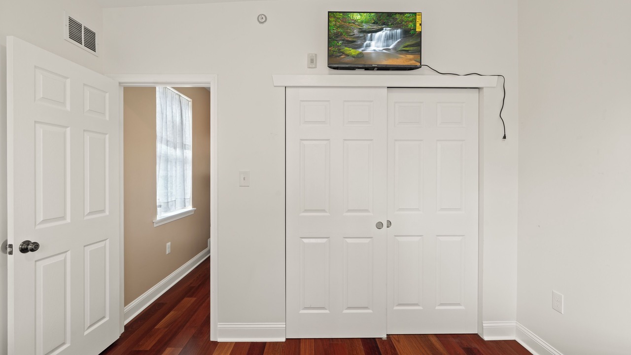 Photo of Bedroom in Chinatown