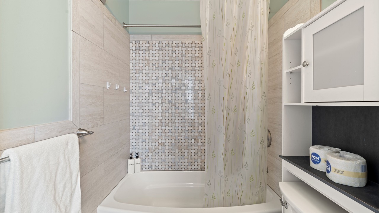 Photo of Bathroom in Chinatown