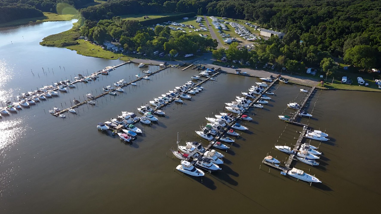 Photo of Others in Dahlgren