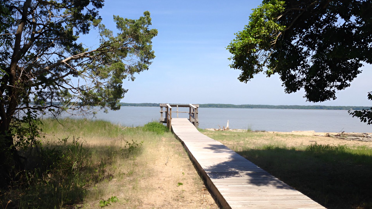 Photo of Others in Dahlgren
