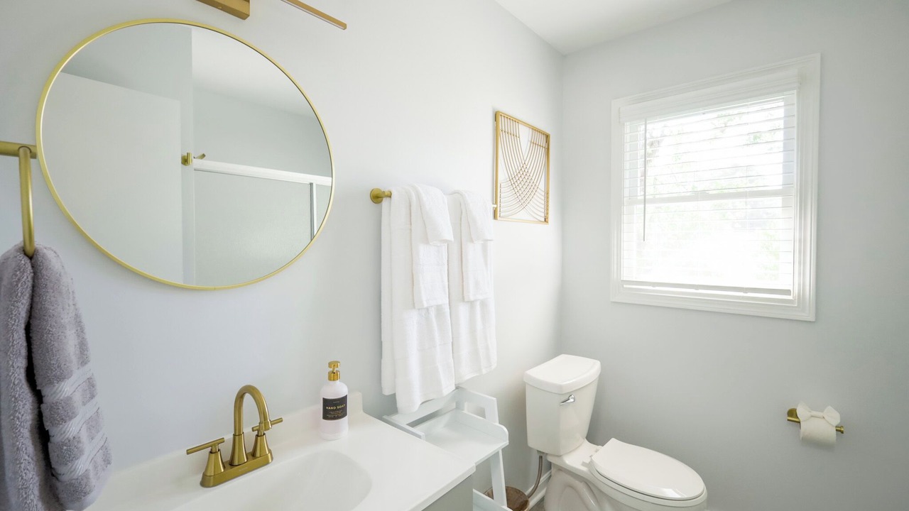 Photo of Bathroom in Cuyahoga Falls