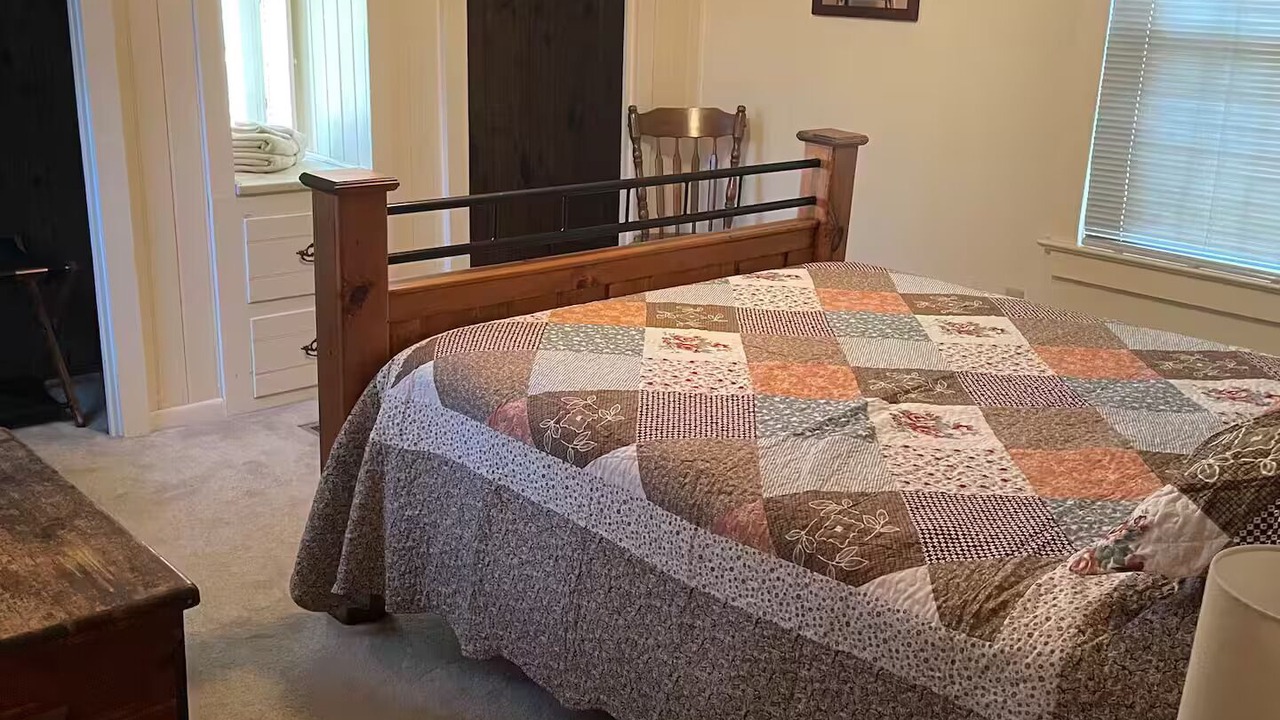 Photo of Bedroom in Ronks