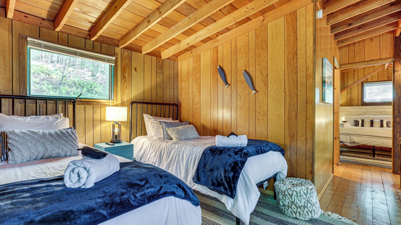 Photo of Bedroom in Greentown
