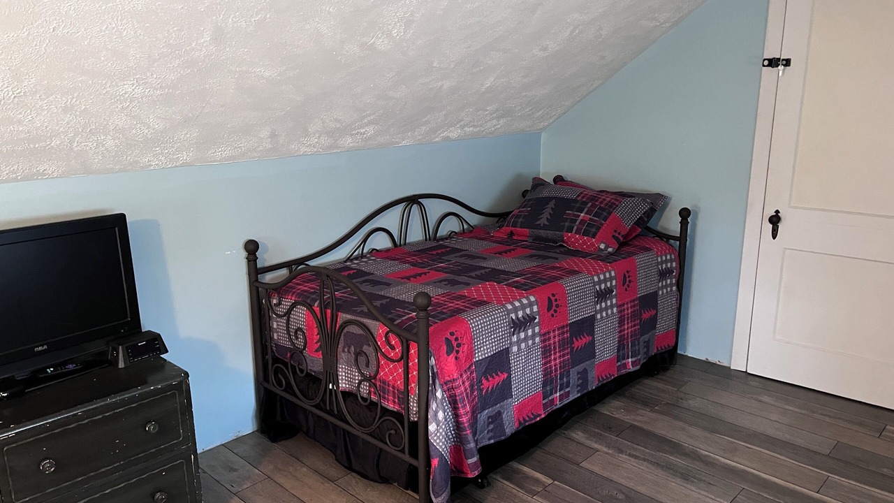 Photo of Bedroom in Sandy Lake