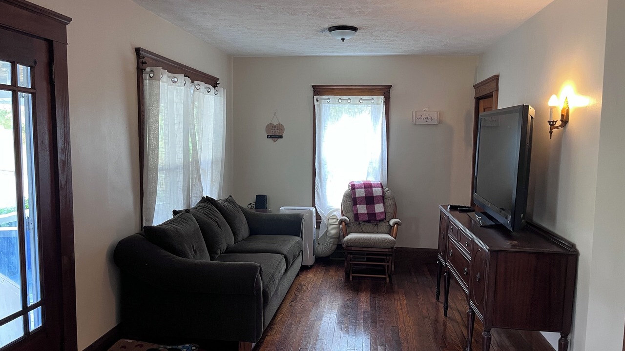 Photo of Livingroom in Sandy Lake