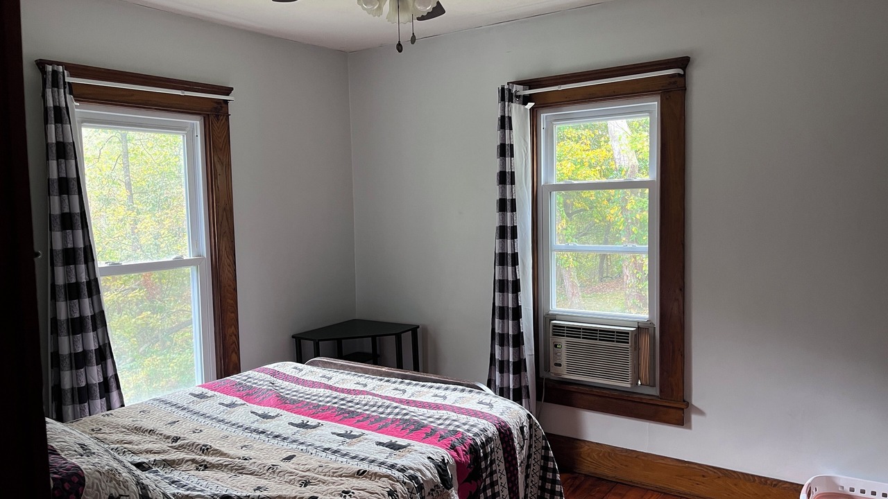 Photo of Bedroom in Sandy Lake