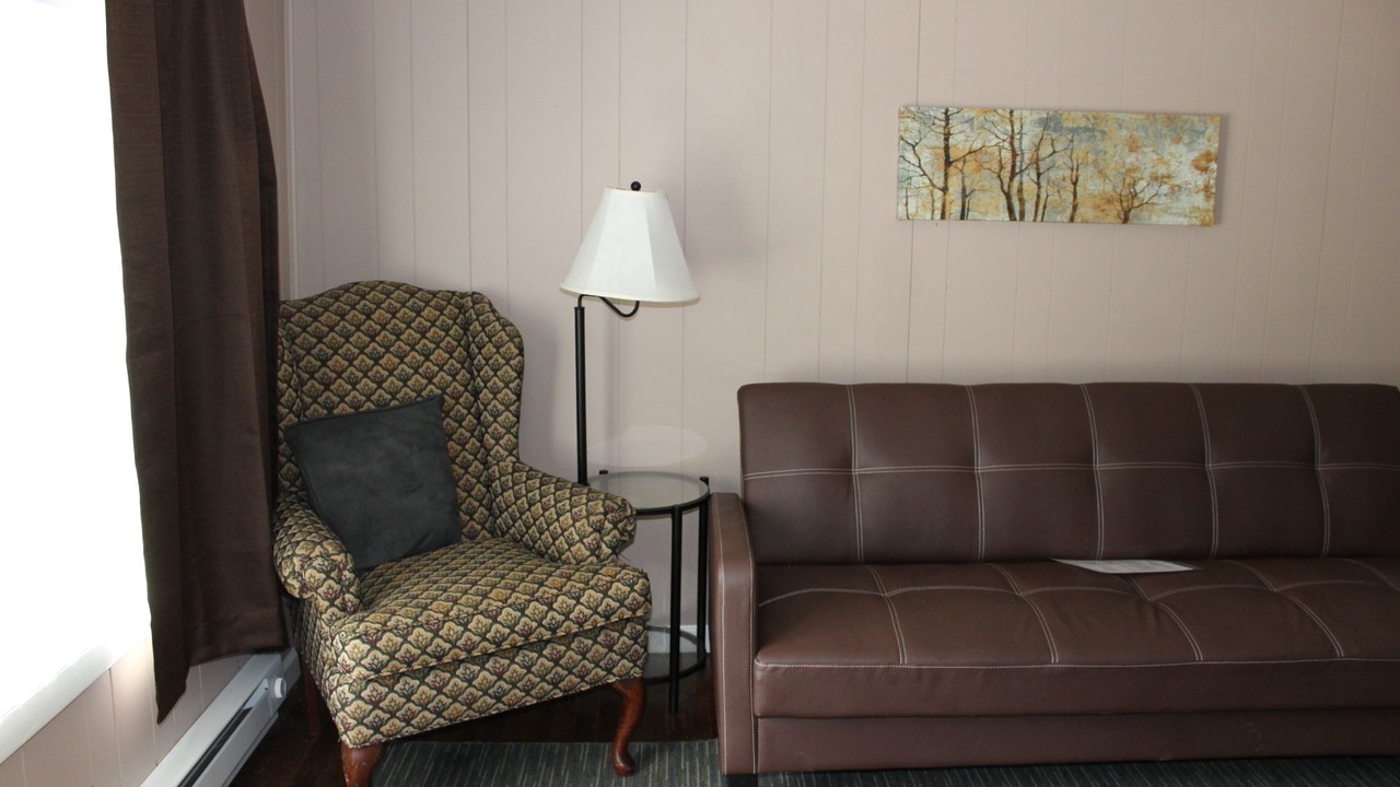Photo of Livingroom in Tobyhanna