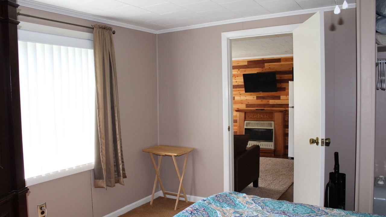 Photo of Livingroom in Tobyhanna