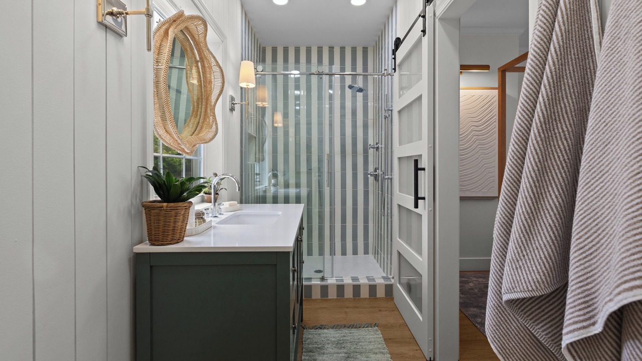 Photo of Bathroom in Carnegie