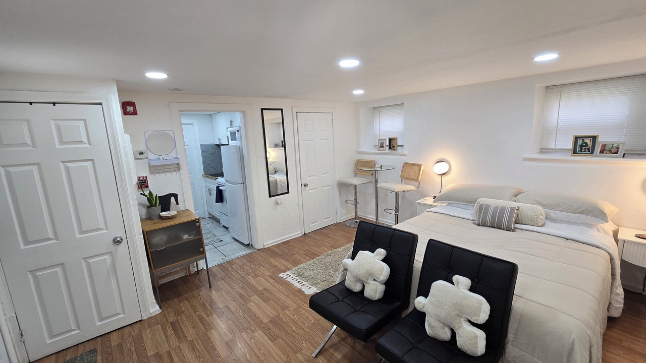 Photo of Bedroom in Olney-Oak Lane