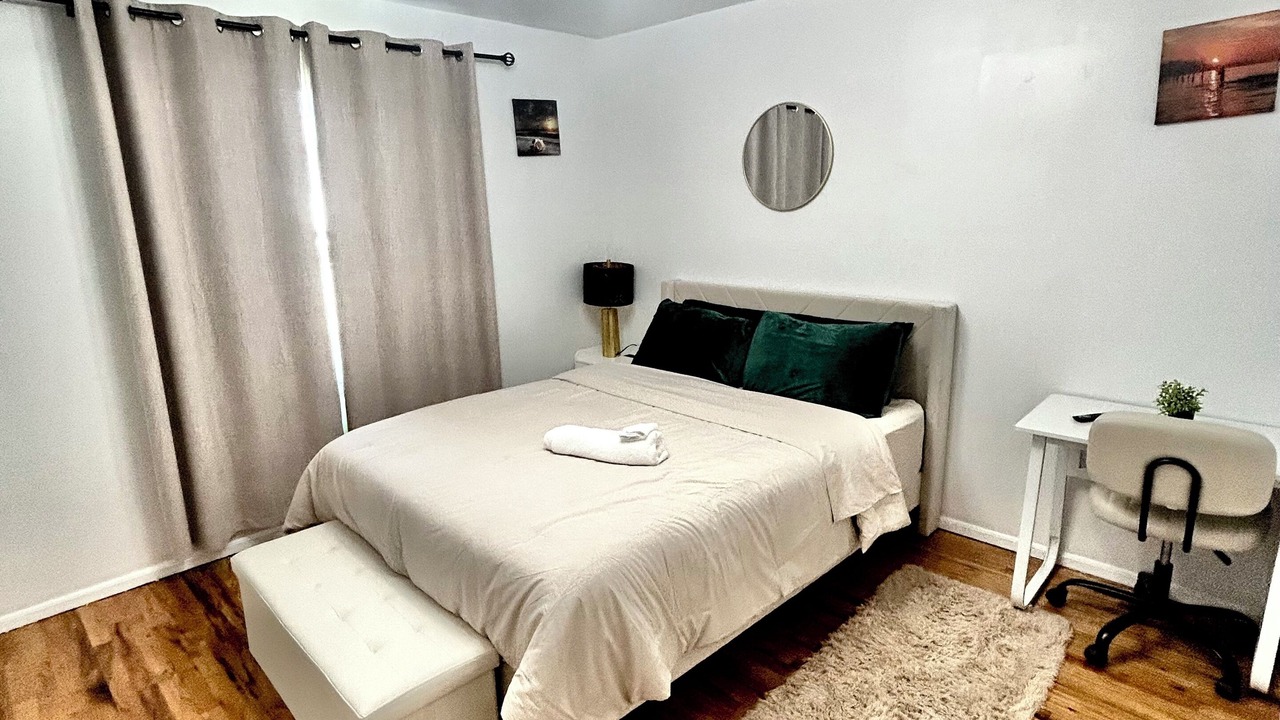 Photo of Bedroom in Ironbound District