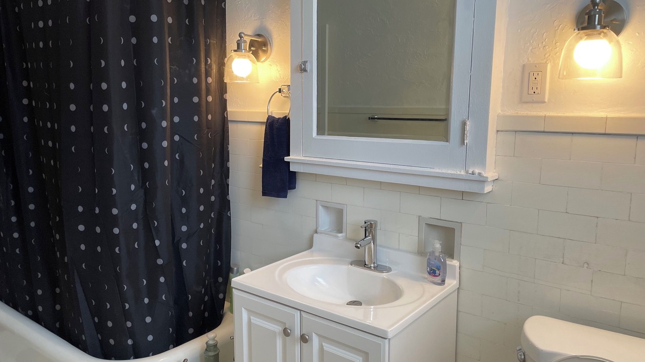 Photo of Bathroom in McKnight