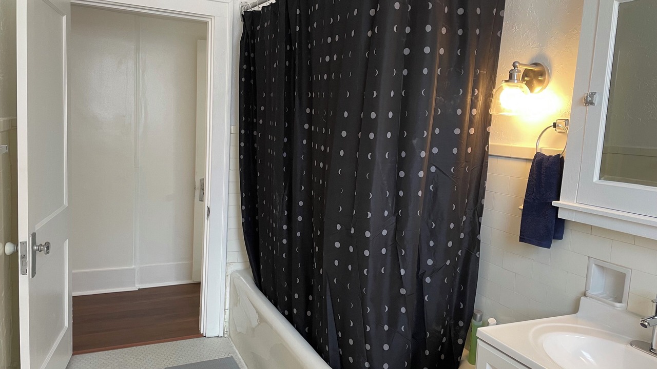 Photo of Bathroom in McKnight