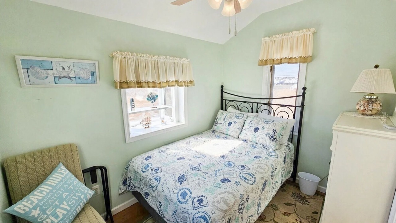 Photo of Bedroom in Tuckerton Beach