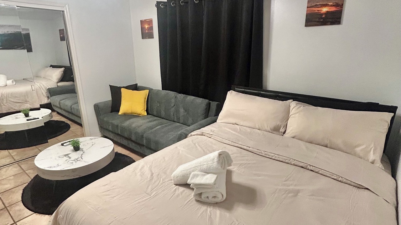 Photo of Bedroom in Ironbound District