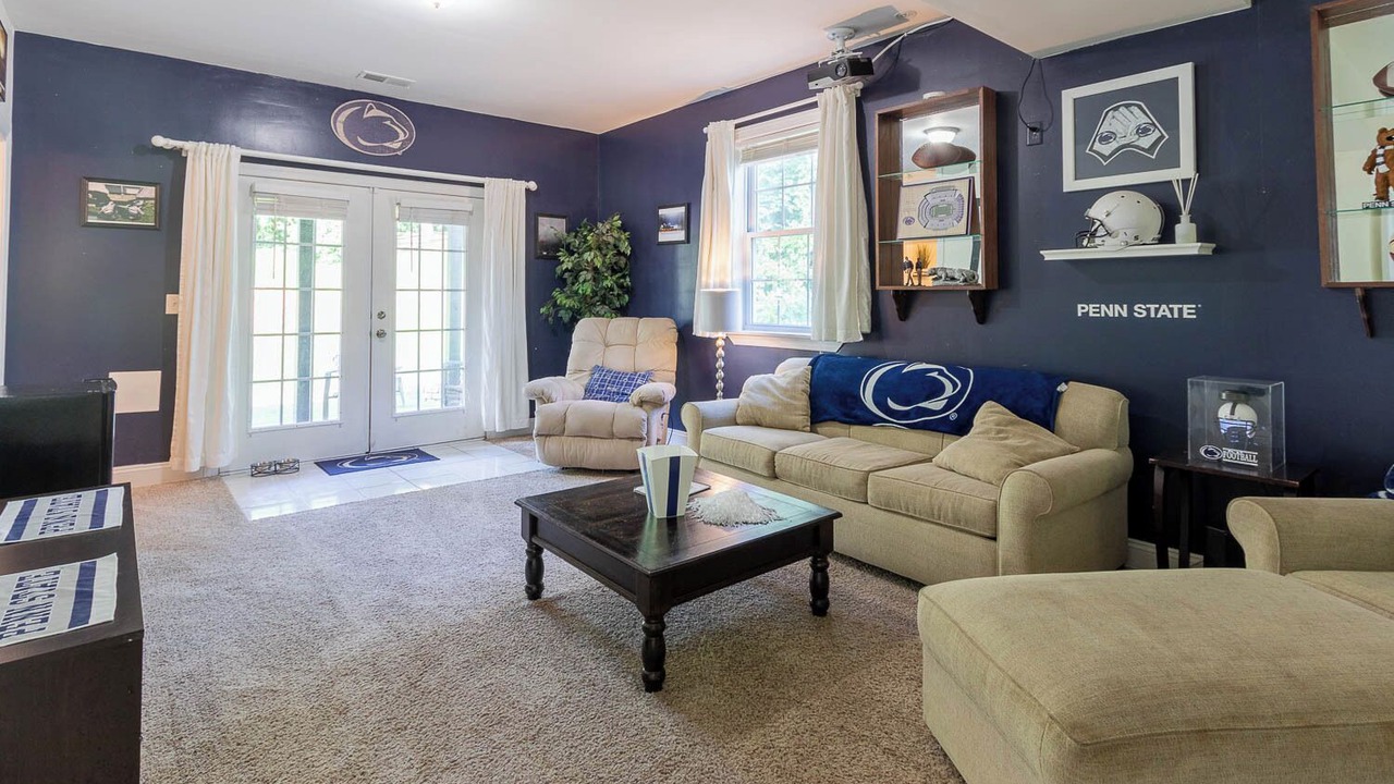 Photo of Livingroom in Port Matilda