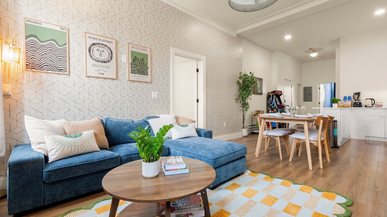 Photo of Livingroom in The Heights