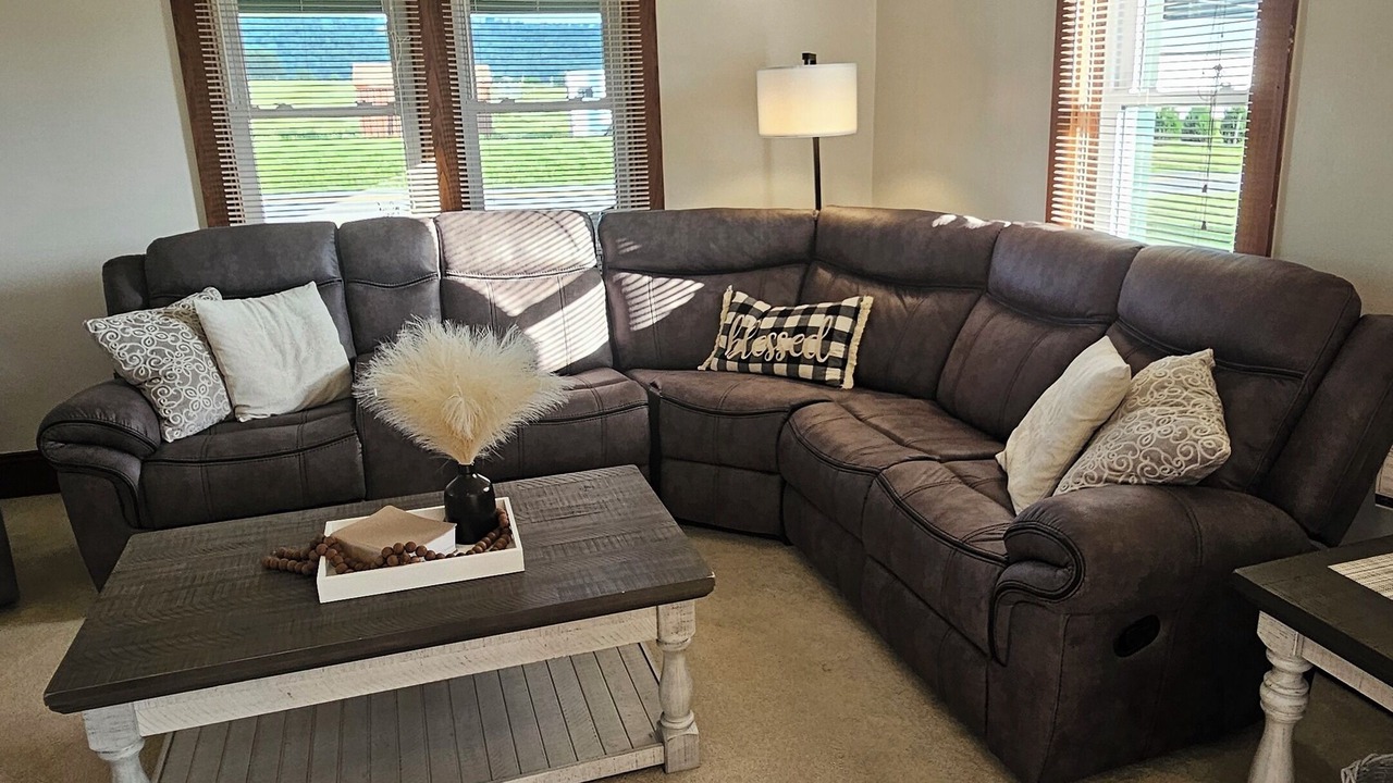 Photo of Livingroom in Tylersville