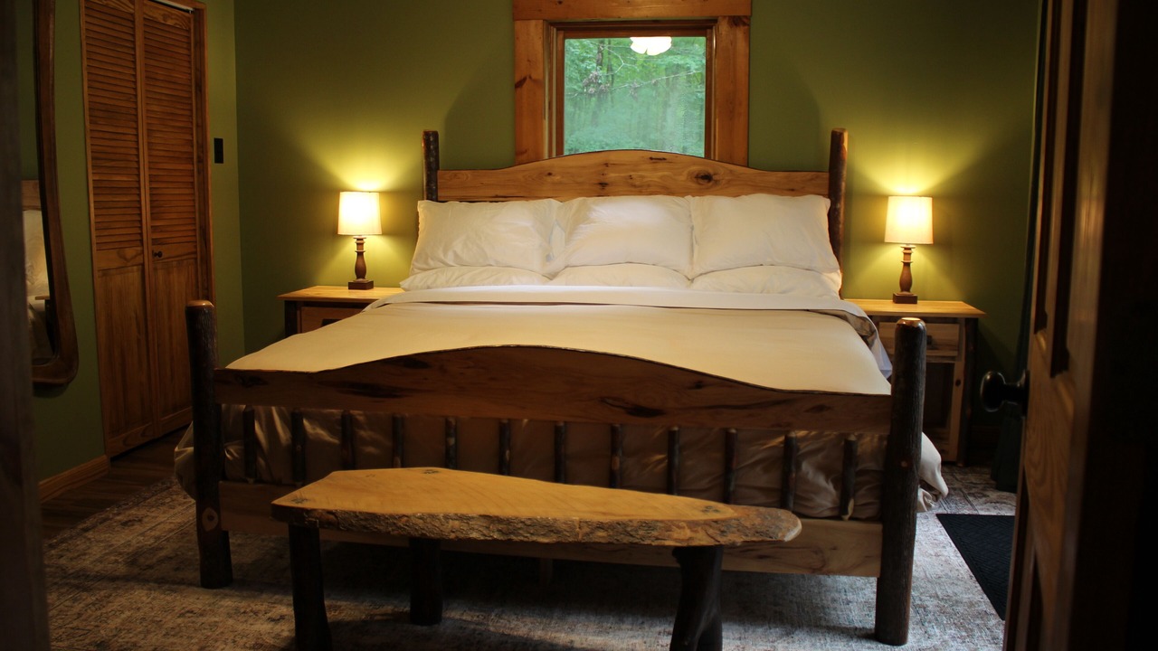 Photo of Bedroom in Gallipolis Ferry