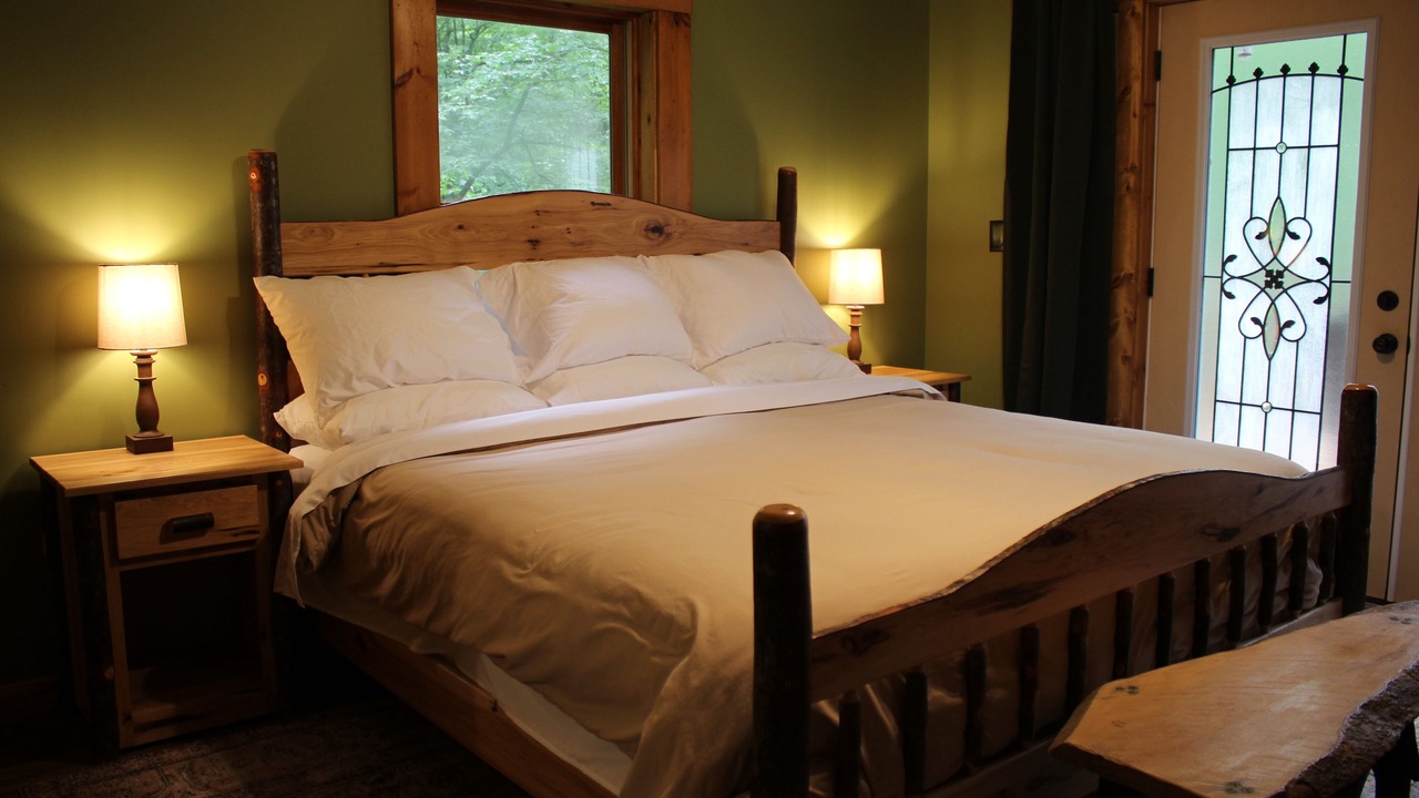 Photo of Bedroom in Gallipolis Ferry