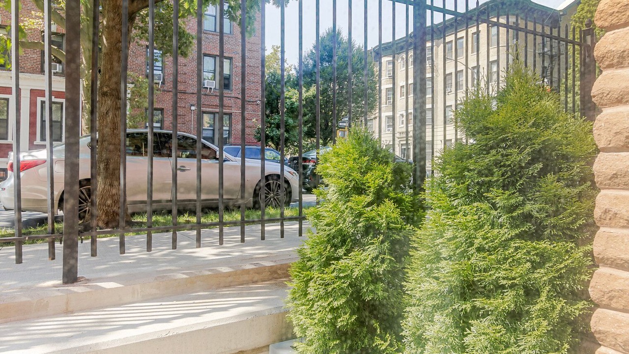 Photo of Outdoor in Crown Heights
