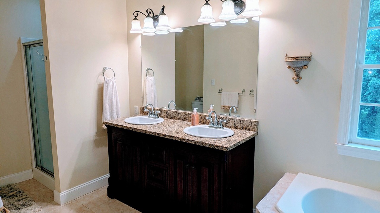 Photo of Bathroom in Dellslow