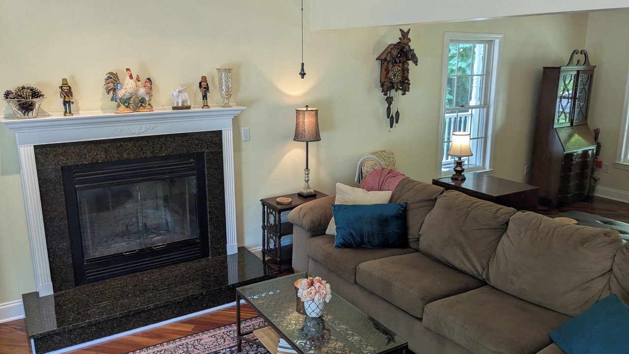 Photo of Livingroom in Dellslow