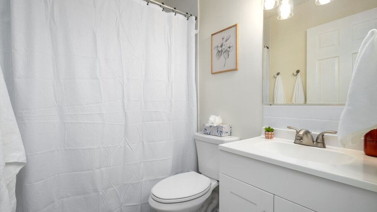 Photo of Bathroom in University District