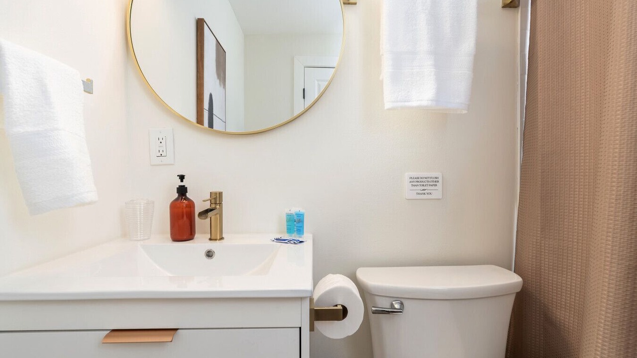 Photo of Bathroom in Downtown Columbus