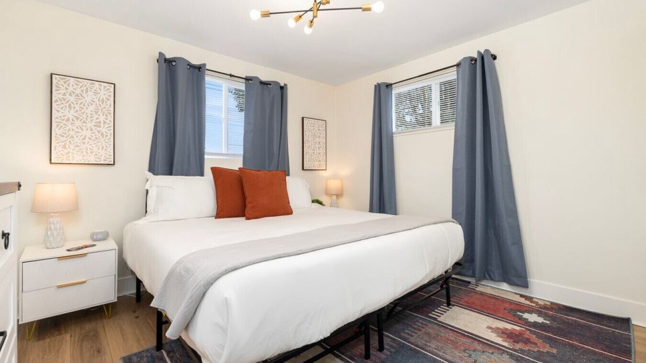Photo of Bedroom in Downtown Columbus