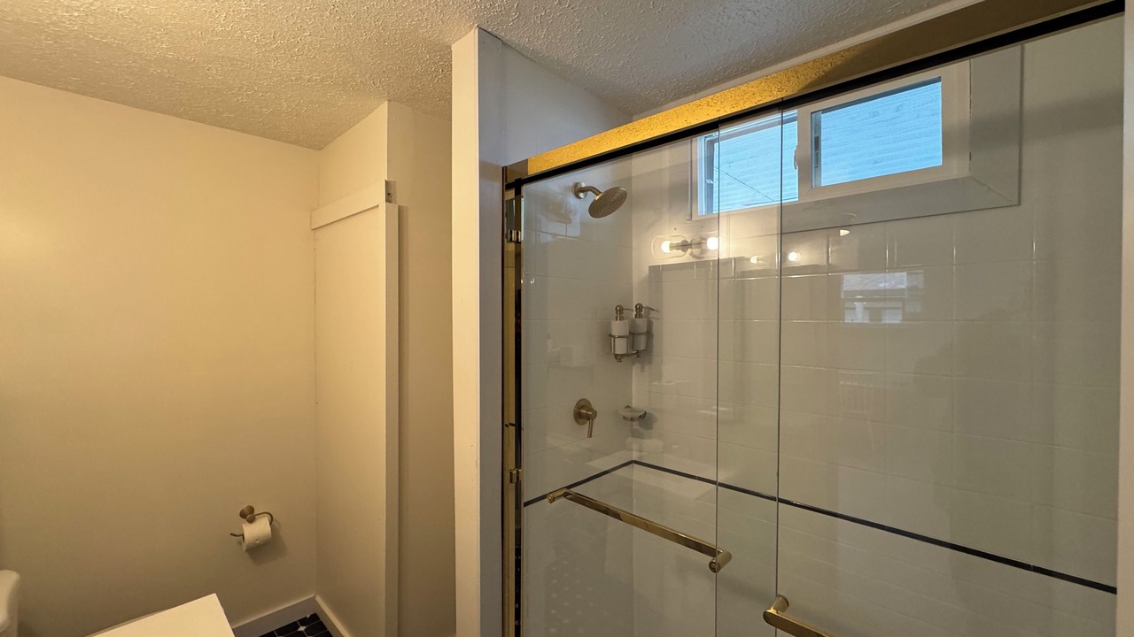 Photo of Bathroom in Geneva-on-the-Lake