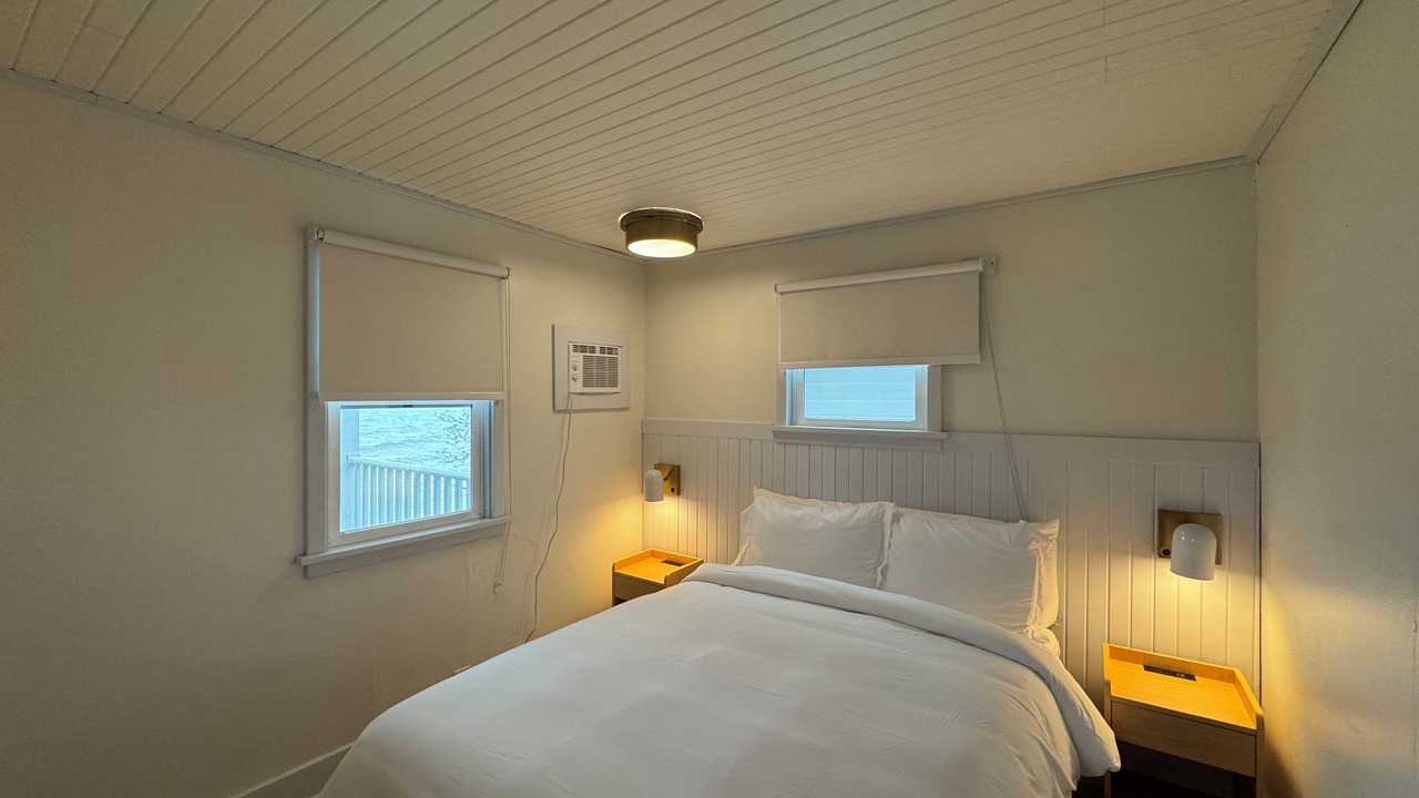 Photo of Bedroom in Geneva-on-the-Lake