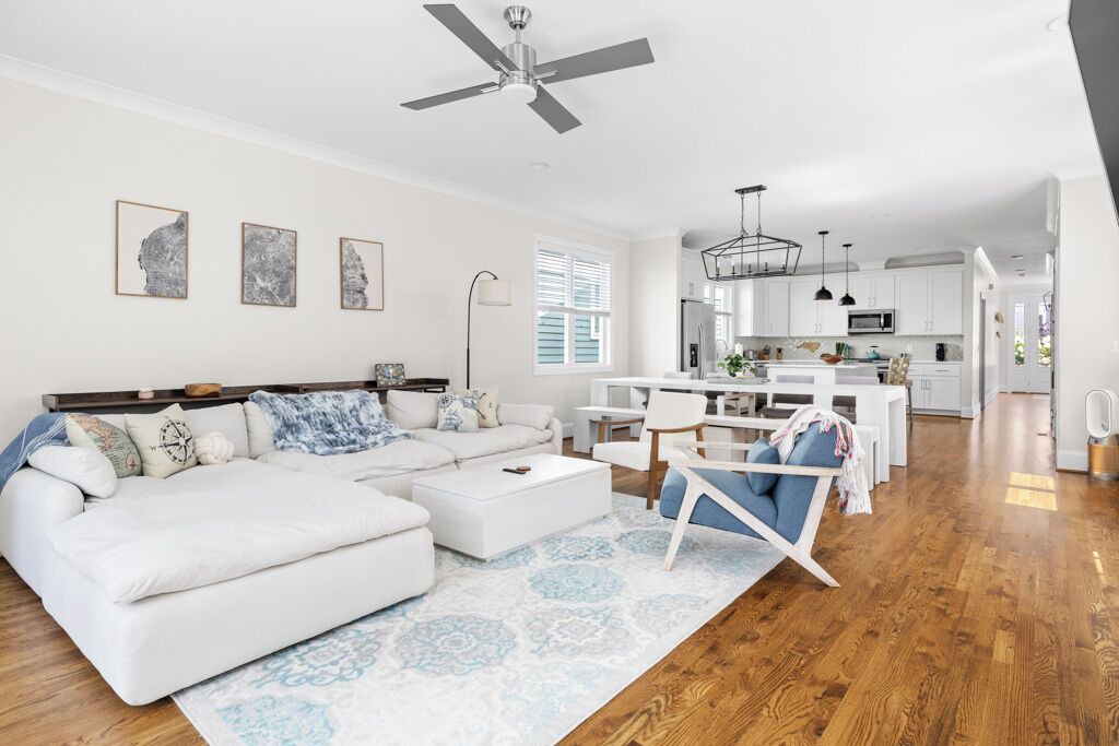 Photo of Livingroom in Southwest Raleigh