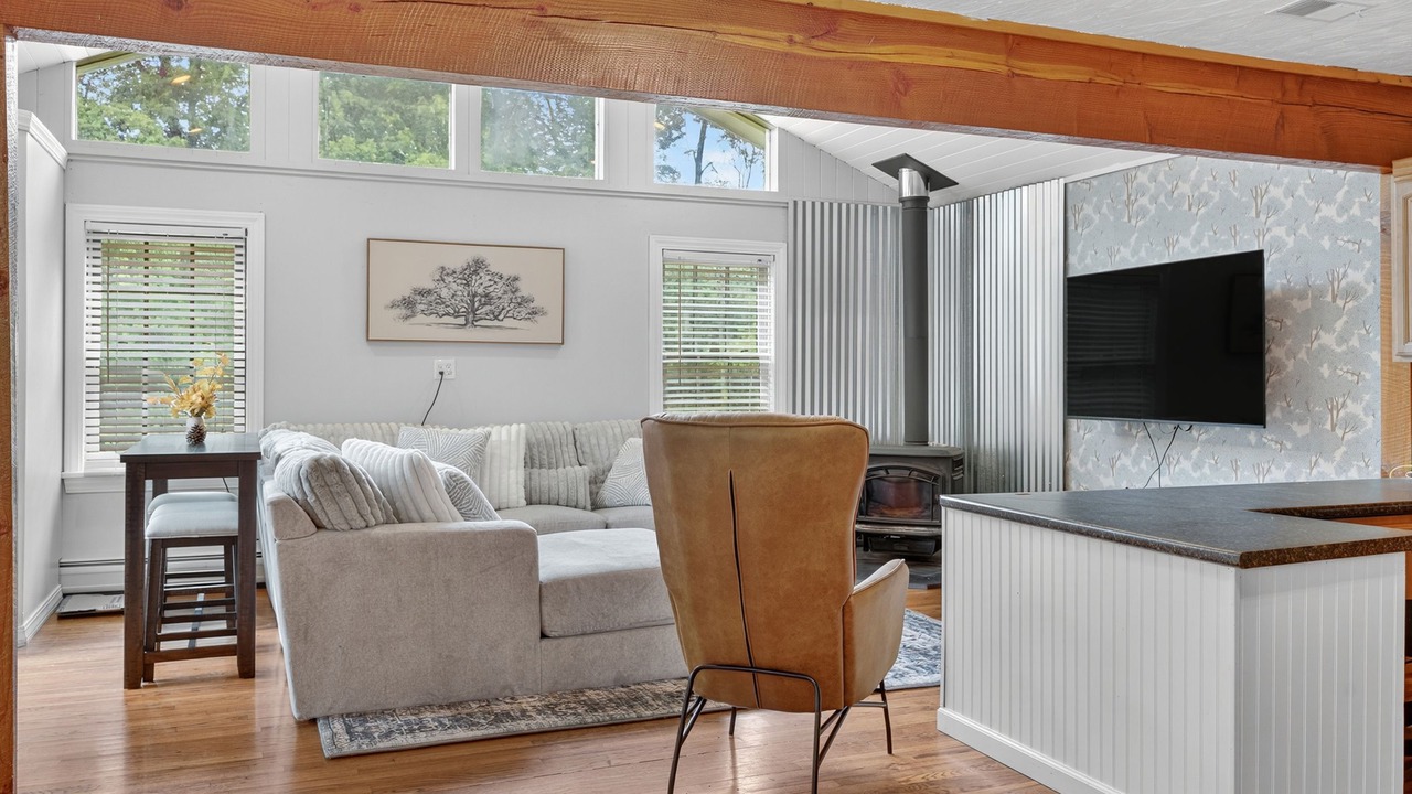 Photo of Livingroom in Port Jervis