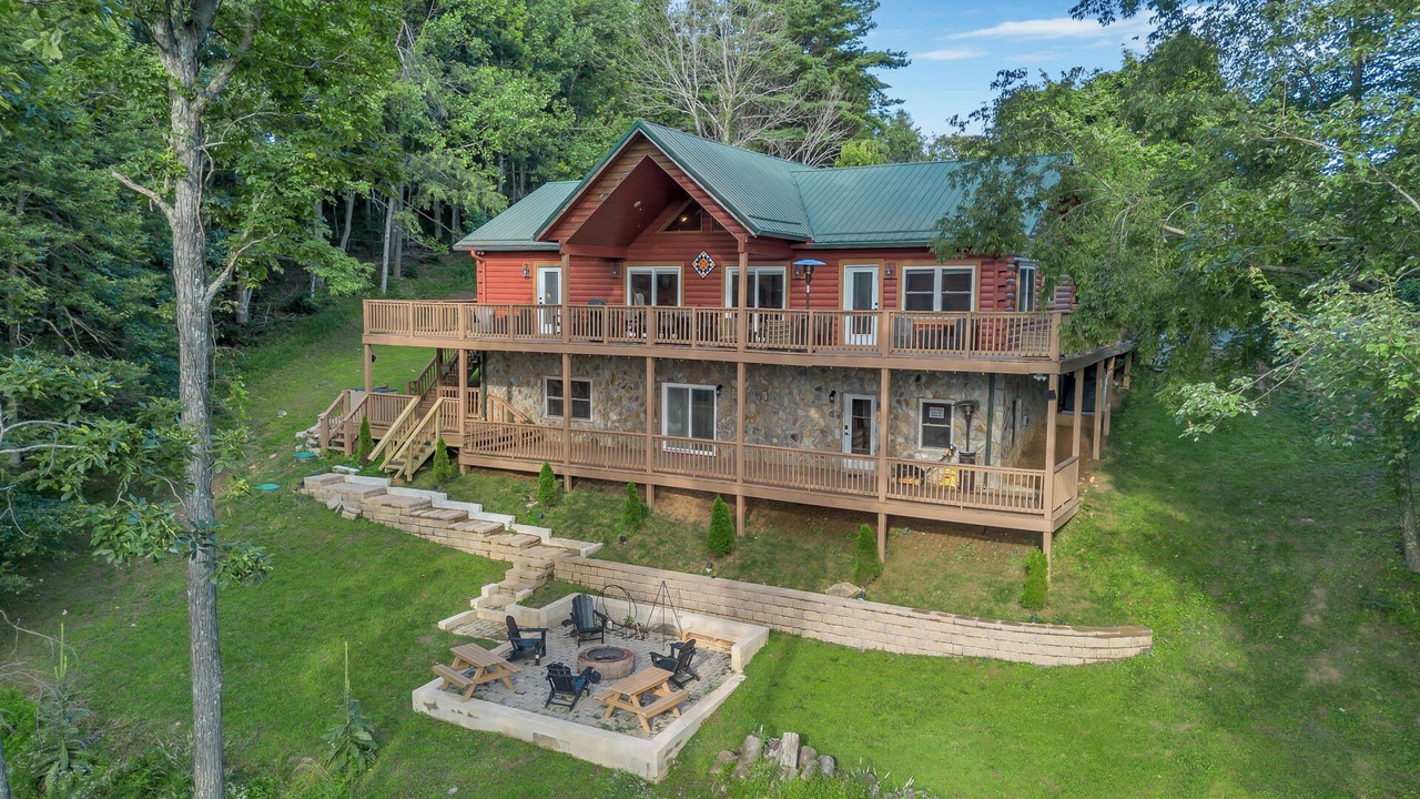 Photo of Outdoor in Grassy Creek