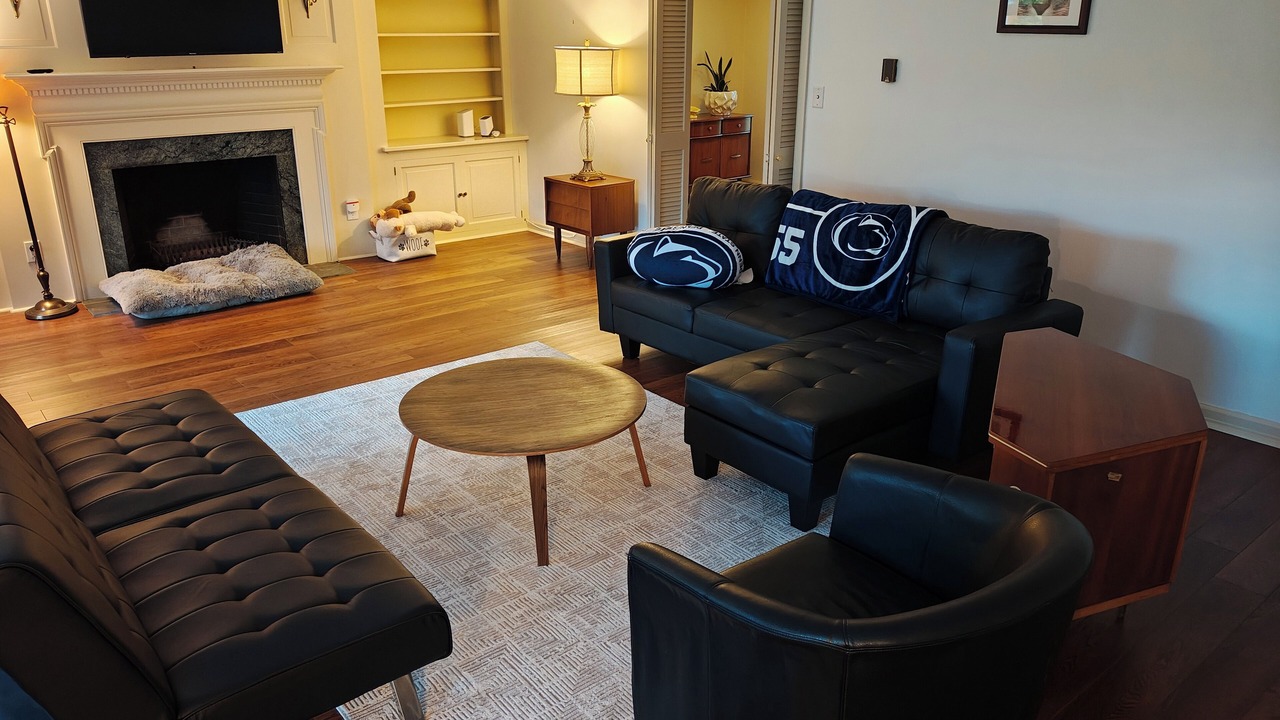 Photo of Livingroom in Bellefonte