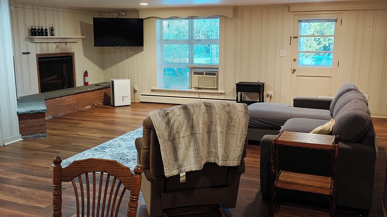 Photo of Livingroom in Bellefonte