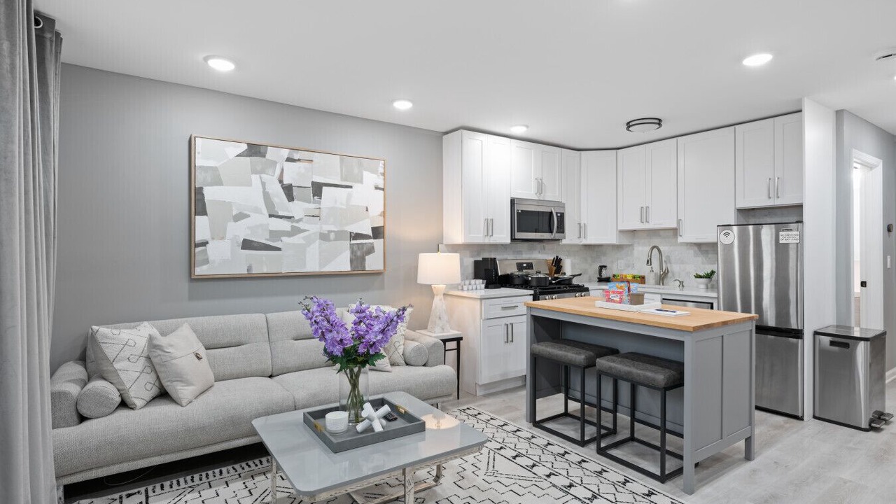 Photo of Livingroom in The Heights