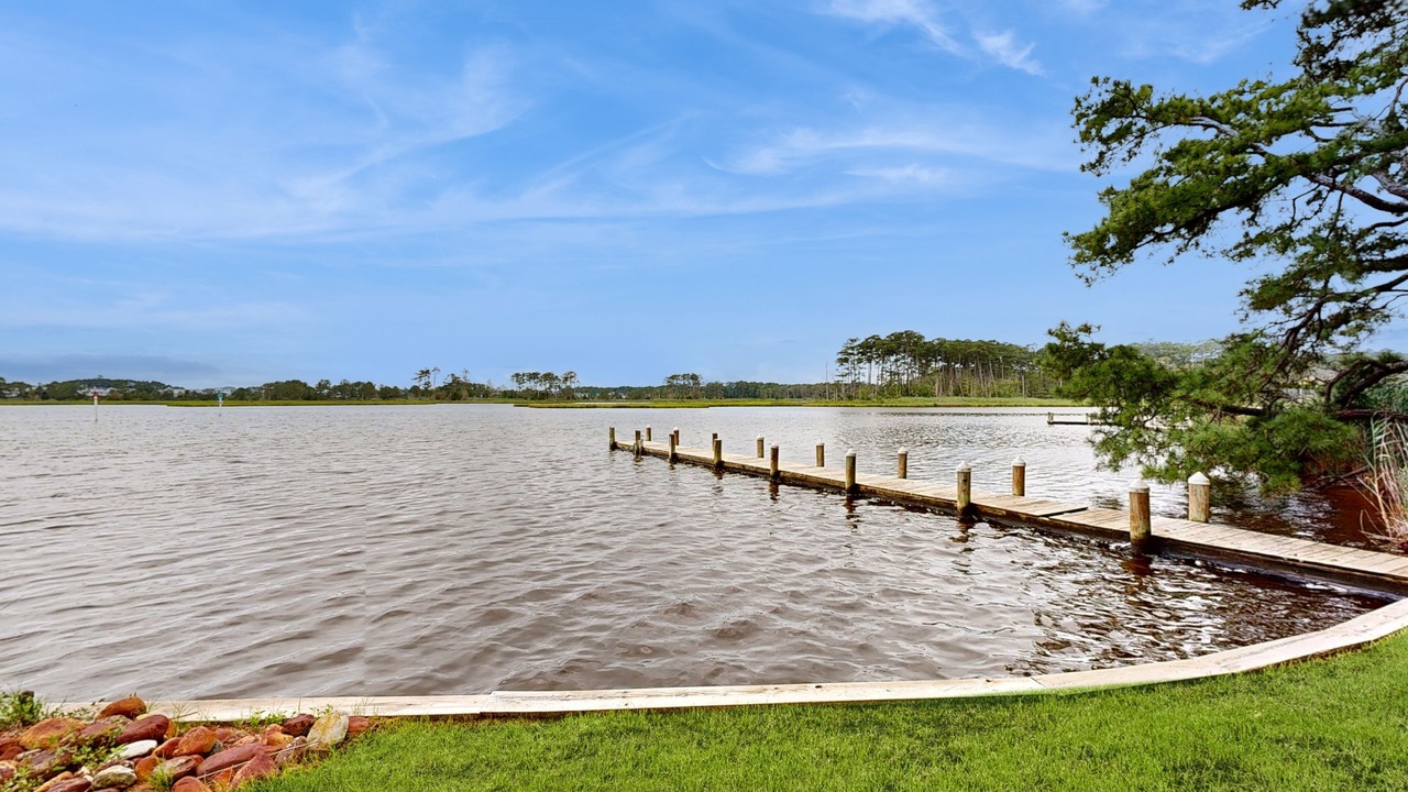 Photo of Others in Keen-Wik On the Bay