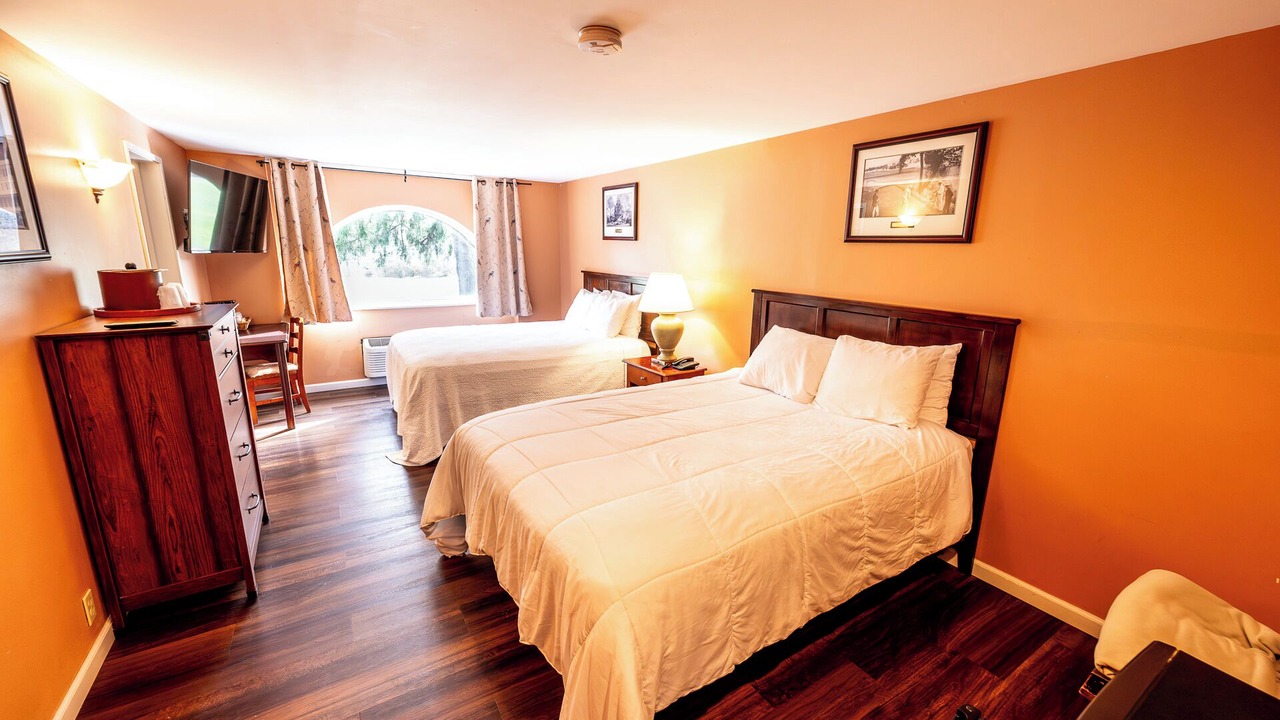 Photo of Bedroom in Shawnee On Delaware