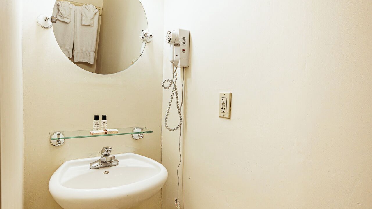 Photo of Bathroom in Shawnee On Delaware