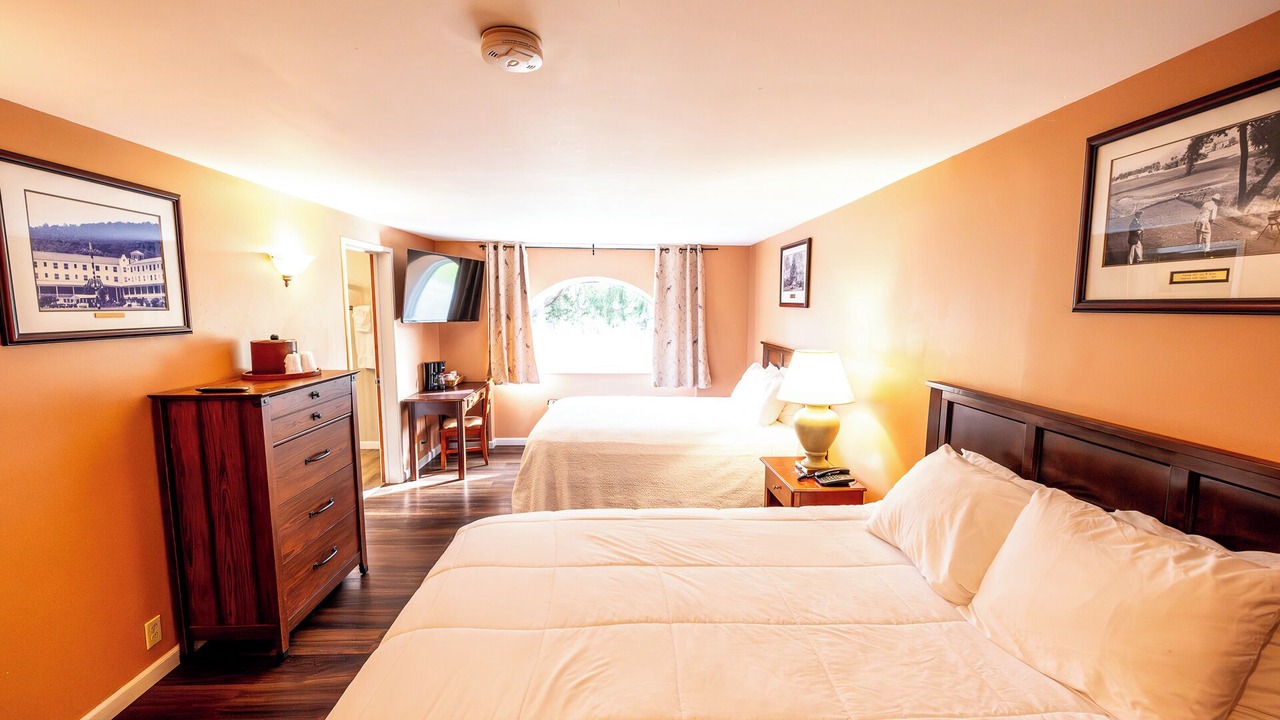 Photo of Bedroom in Shawnee On Delaware