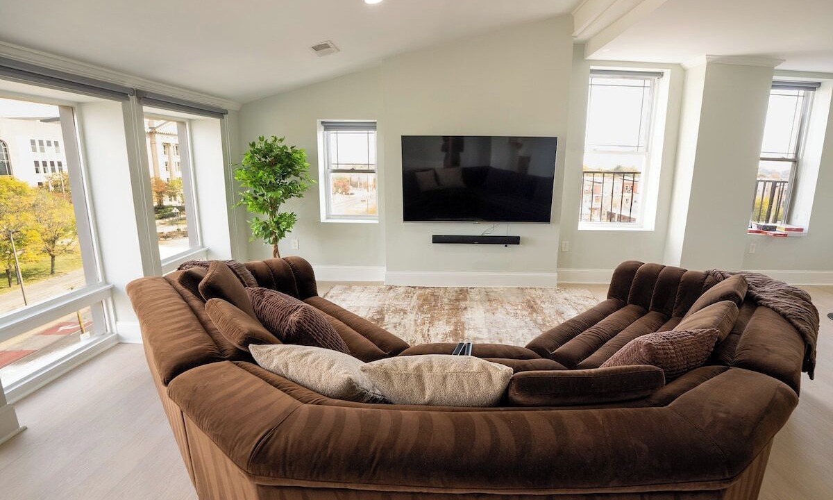 Photo of Livingroom in Downtown Baltimore
