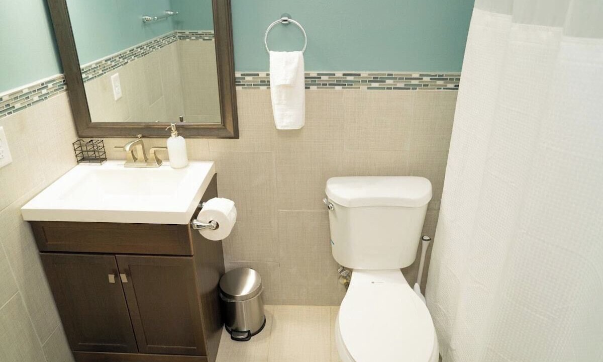 Photo of Bathroom in Downtown Baltimore