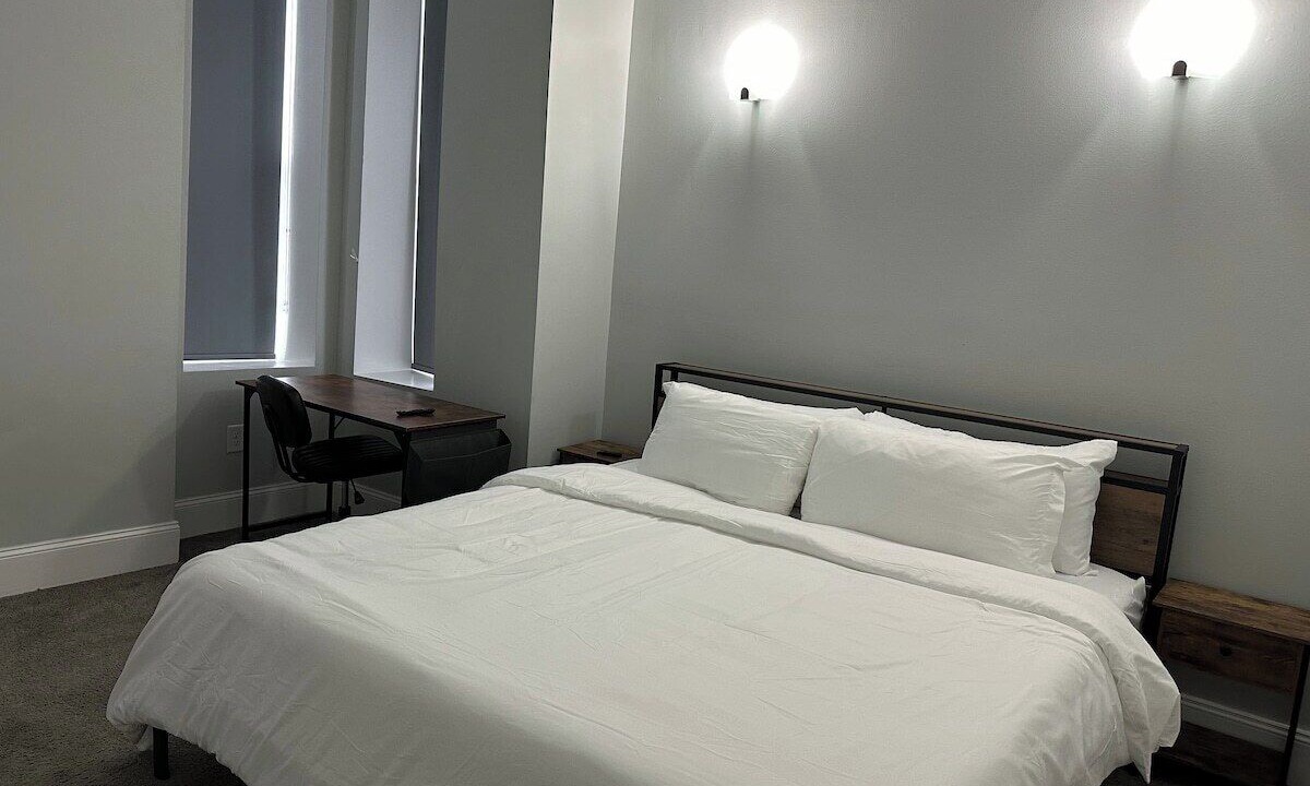 Photo of Bedroom in Downtown Baltimore