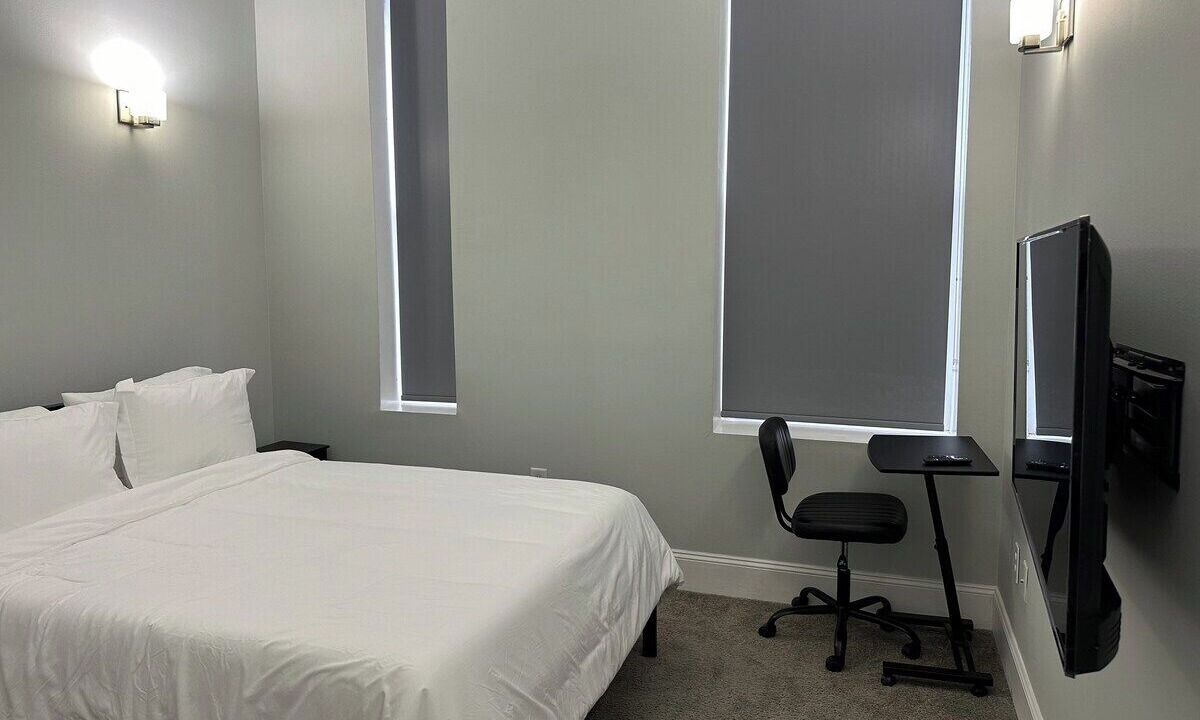 Photo of Bedroom in Downtown Baltimore