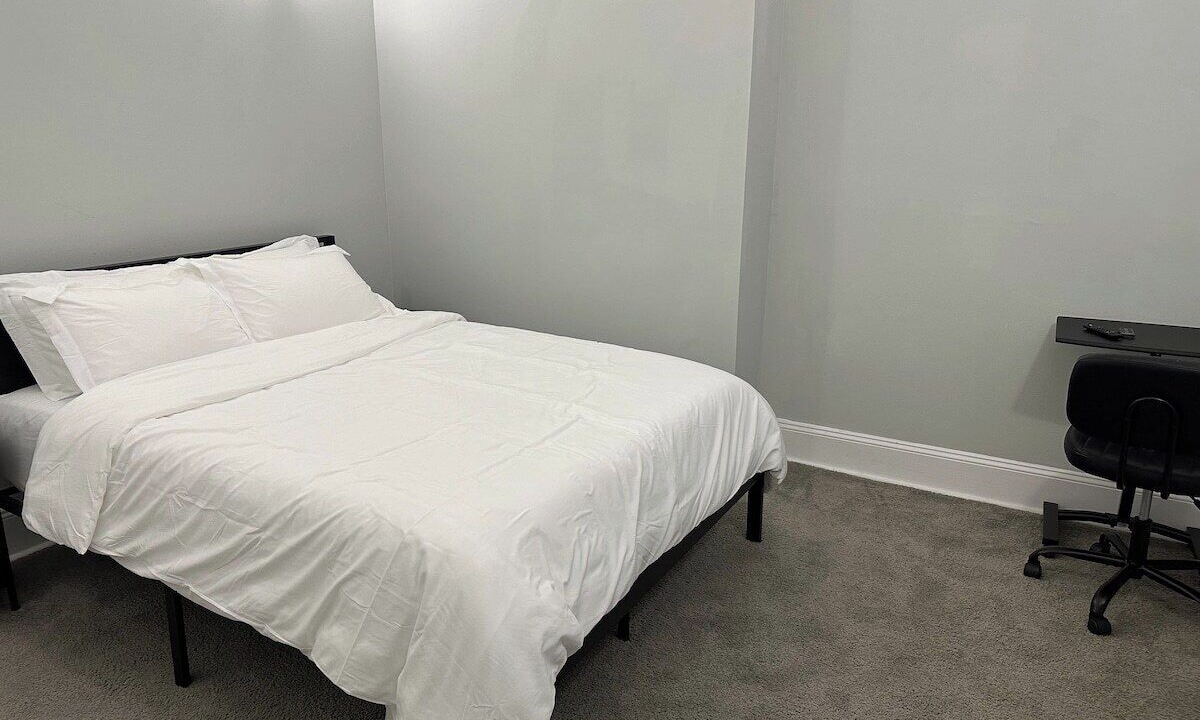 Photo of Bedroom in Downtown Baltimore