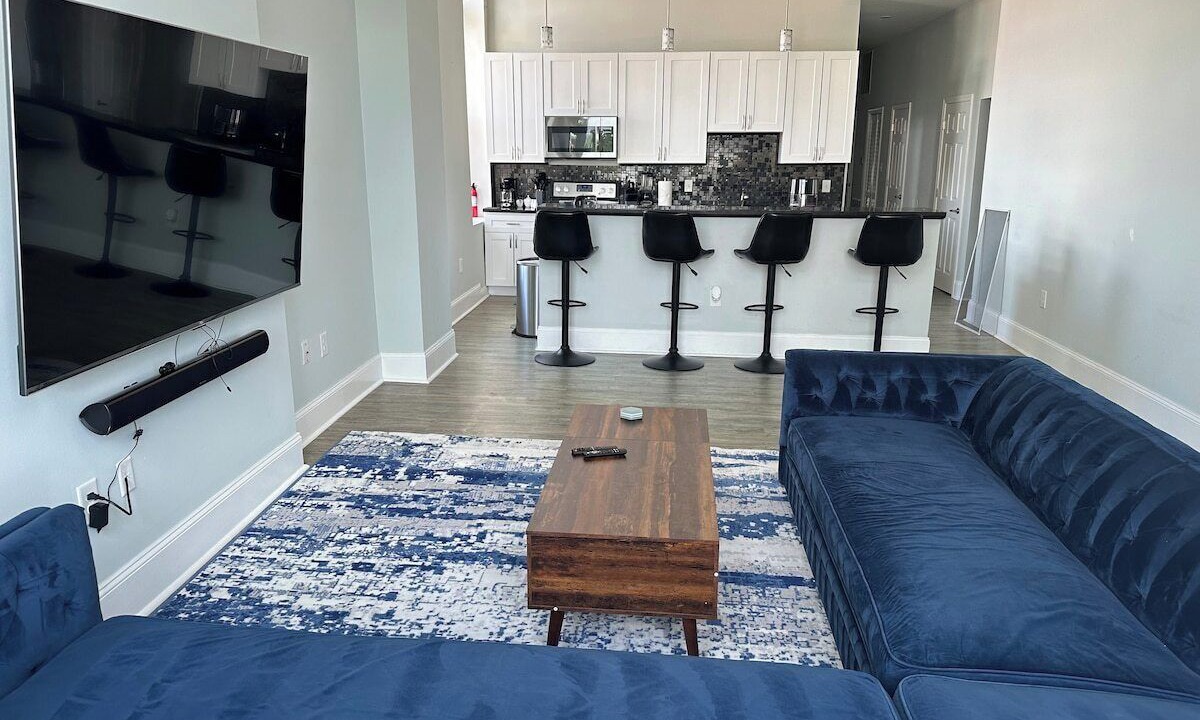 Photo of Livingroom in Downtown Baltimore