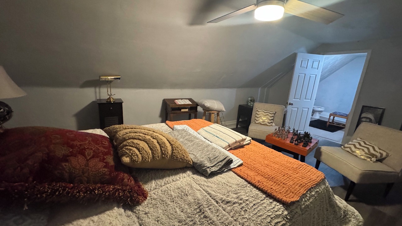 Photo of Bedroom in South Hills